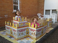 Imagen 1 de castillo con cajas de cartn